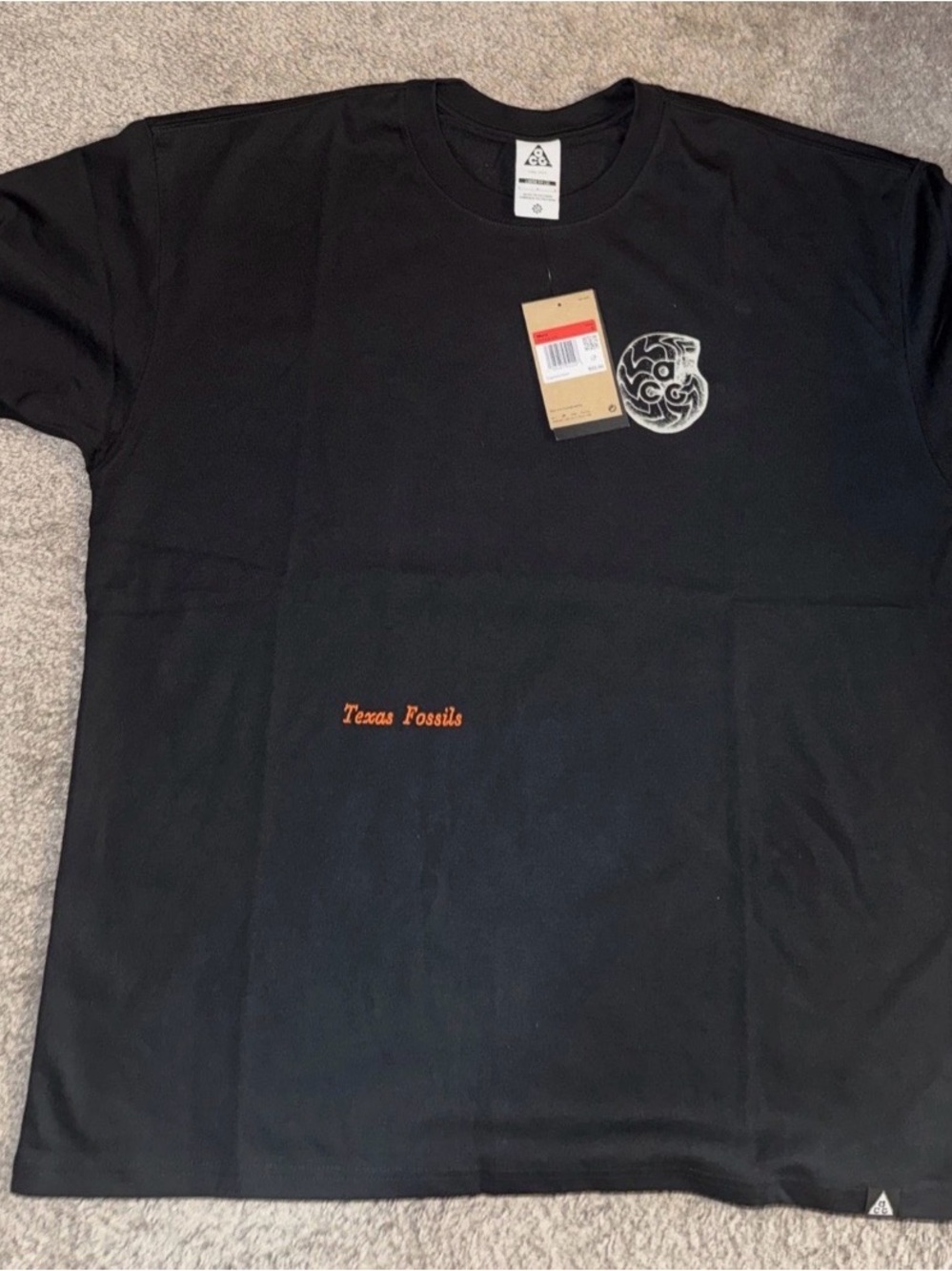 Nike ACG Dri-FIT Texas Fossils Graphic T-Shirt Men's Size L Black HV1296-010 NWT
